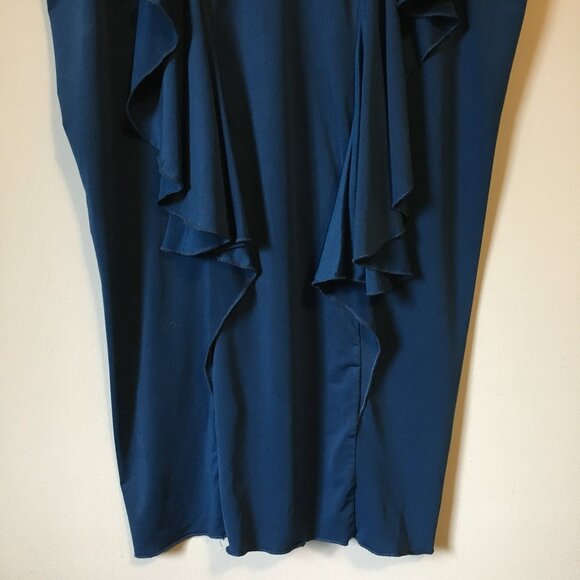 Pepper Plus Slinky Navy Blue Ruffled Long Sleeveless Top - Picture 4 of 14